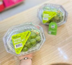 Nho Mẫu Đơn 450g (Hộp)