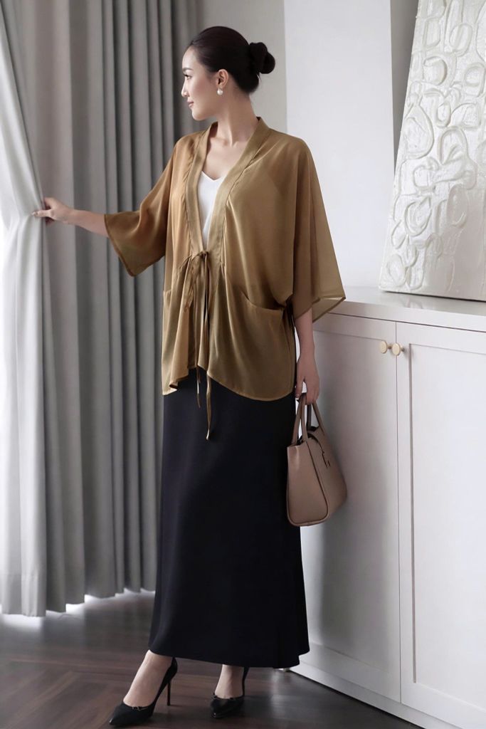 Áo Choàng Mentosa Buộc Dây 2 Màu-KMTS130925L1