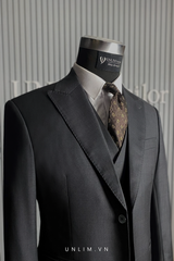 Suit Xám Tối Cổ Nhọn Hai Cúc