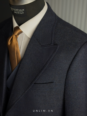 Măng Tô Xanh Than Cổ Nhọn Hai Cúc