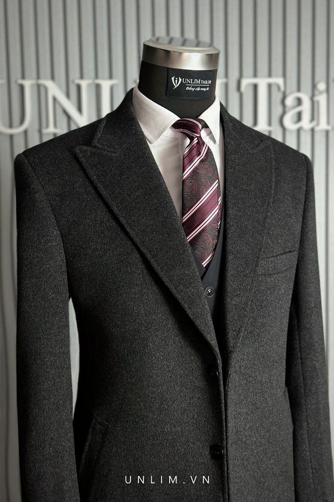 Măng Tô Xám Tối Dạ Lông Chuột Cổ Nhọn