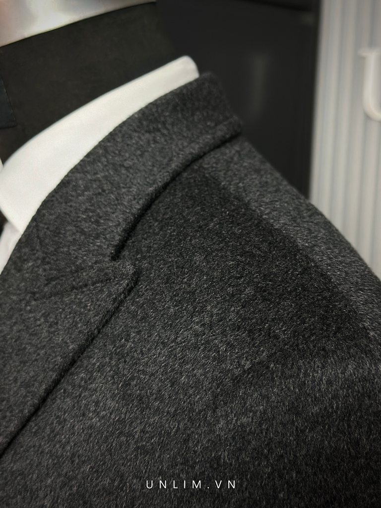 Măng Tô Xám Tối Dạ Lông Chuột Cổ Nhọn