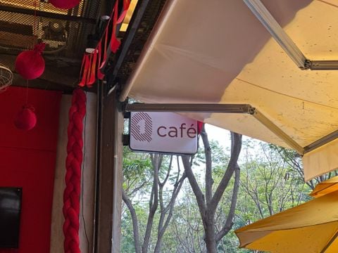 Sơn hiệu ứng dự án Q Cafe - 1