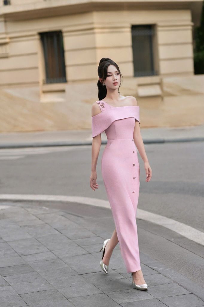 V1103 ĐẦM BÚT CHÌ TRỄ VAI