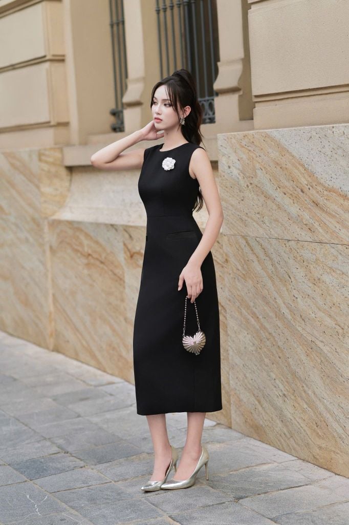 V1107 ĐẦM DÀI BÚT CHÌ