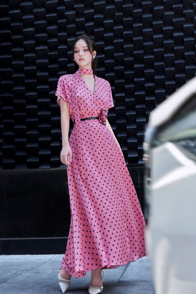 A1115 ÁO LỤA CỔ TIM