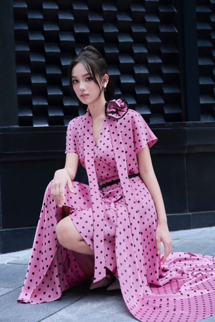 CV1116 CHÂN VÁY LỤA DÀI XẺ TÀ