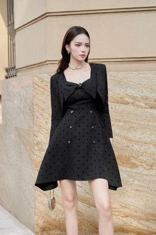 AK1111 ÁO KHOÁC TAY DÀI CHẤM BI