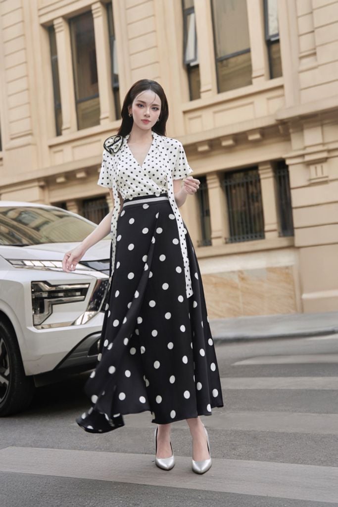 CV1116 CHÂN VÁY LỤA DÀI XẺ TÀ