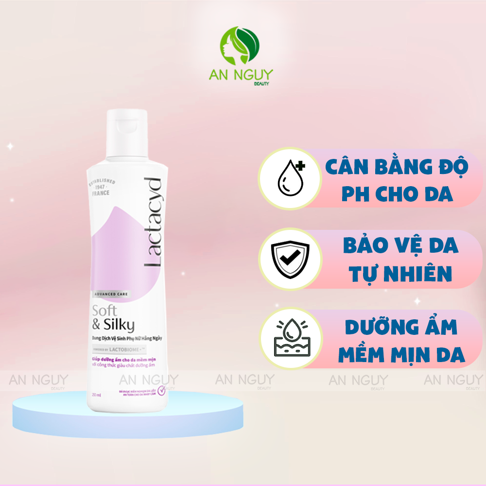 Dung Dịch Vệ Sinh Phụ Nữ Lactacyd Ngăn Mùi Giữ Ẩm Cho Da 250ml