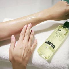 Dầu Dưỡng Thể Neutrogena Body Oil Light Sesame Formula Giúp Da Căng Bóng, Sáng Khỏe 250ml