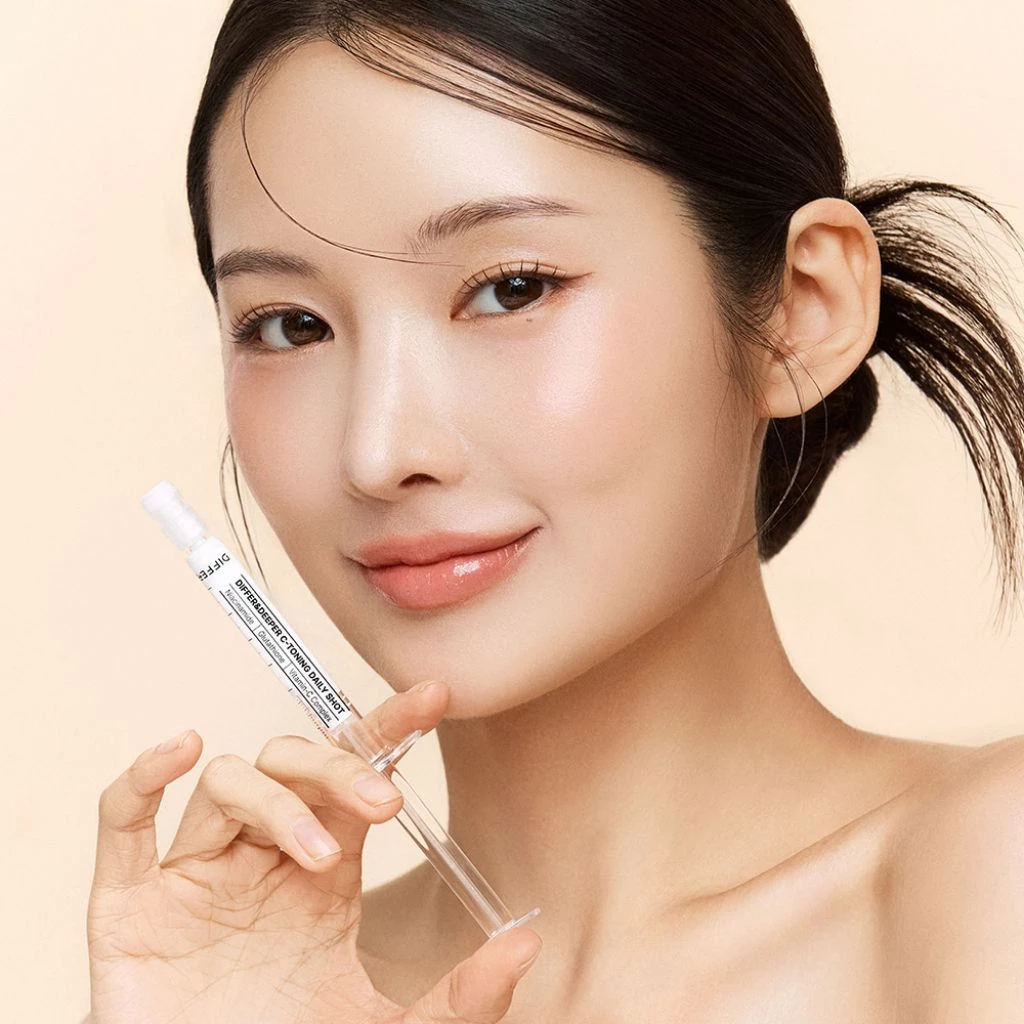 Tinh Chất Differ&Deeper C-Toning Daily Shot Tone-Up Boosting Technology Làm Sáng Da 2.5ml (Hộp 2 Ống)