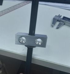 Thanh sắt ( hai chấu) kèm bas nhôm hai lỗ-SP2923454