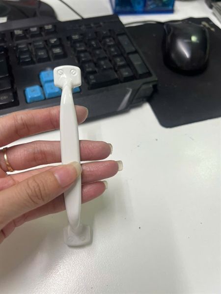 Tay nắm cửa tâm lỗ 96mm Vinahardware - HD1096GC