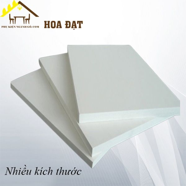 Tấm nhựa cứng PVC màu đen bóng