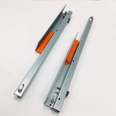 Ray âm nhấn mở bằng sắt, Model: UPS0247400Z1- UPS0247400ZS