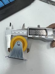 Bánh xe tủ một chiều đường kính 40mm màu vàng Vinahardware - CT0966D40