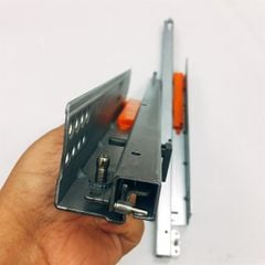 Ray âm nhấn mở bằng sắt, Model: UPS0247400Z1- UPS0247400ZS