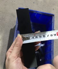 Tay nắm âm tủ nhôm, hàng loại nhẹ, màu đen Vinahardware -HD06D1000
