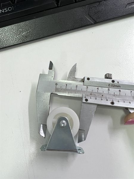 Bánh xe tủ một chiều, màu trắng Vinahardware - CT09966D30T