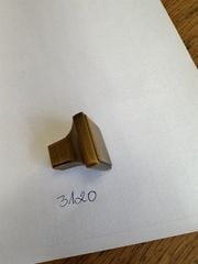 Tay nắm vuông, màu vàng bóng Vinahardware - HD0097V