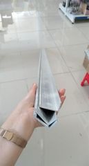 Tay nắm nhôm Vinahardware hình V, bản 20x40mm, dày 2mm, sơn đen mờ Vinahardware - VNH0012V2000B