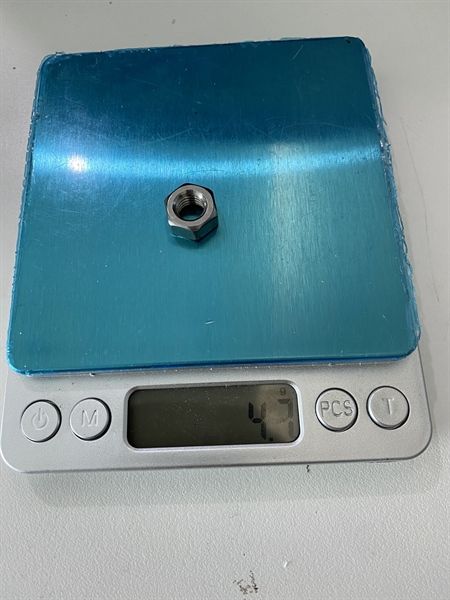 Tán lục giác inox 304 - DN10304