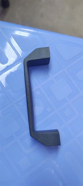 Tay nắm nhựa, màu đen Vinahardware - HD2312D120
