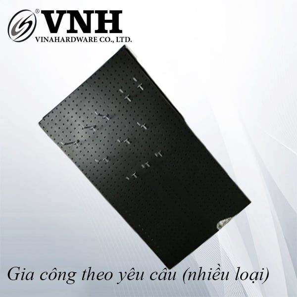 Tấm tôn đột lỗ treo phụ kiện, màu đen - VNH600600B