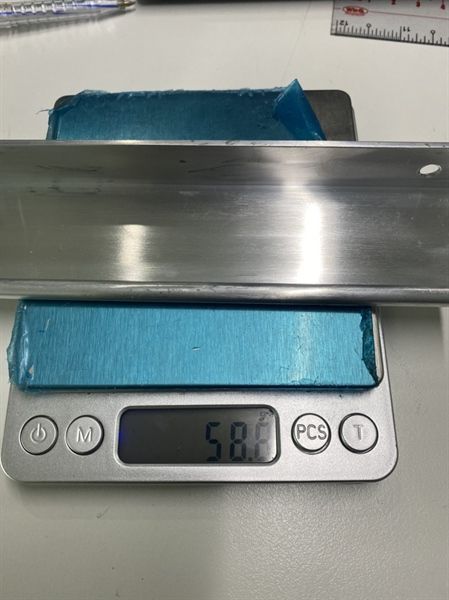 Tay nắm nhôm Vinahardware hình V 20x40mm, phôi - HD6476P