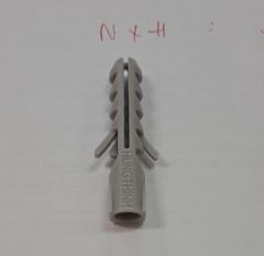 Tắc kê nhựa có râu, màu xám - TK840X