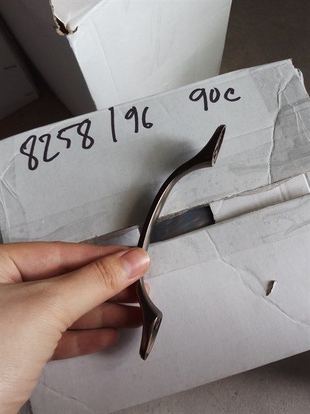 Tay nắm tủ dài 128mm - HD028407