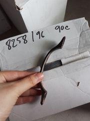 Tay nắm tủ dài 128mm - HD028407