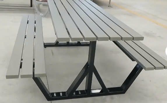 Tấm gỗ nhựa ngoài trời vân gỗ-VNH249611