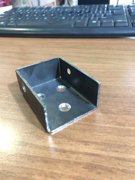Pat (bas) sắt Vinahardware, xi bảy màu - VNH182402Z23
