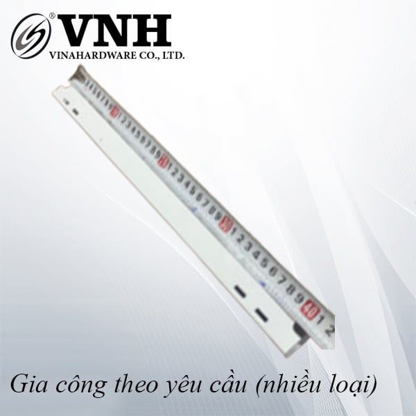 Thanh sắt hộp 20x40mm, sơn trắng - VNH2040490