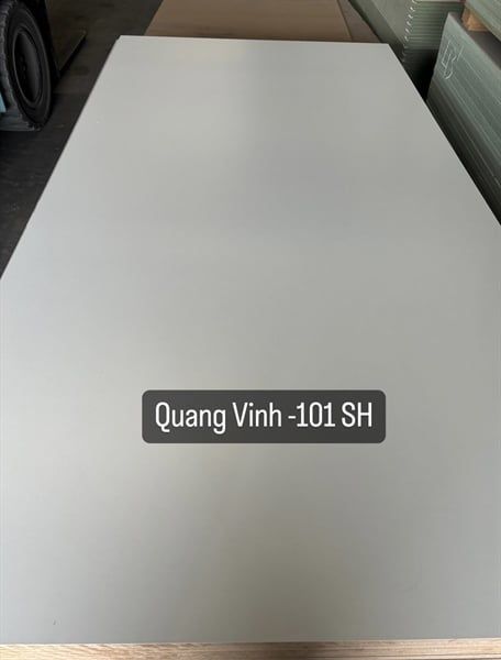 Ván MDF không chống ẩm màu trắng - VNH12202440T101