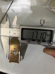 Pat (bas) sắt lưỡi gà cho bàn mở rộng, bảy màu VNH - P8294Z