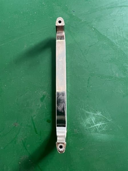 Tay nắm tủ nikel bóng sáng hai đầu Vinahardware - HD0409D128