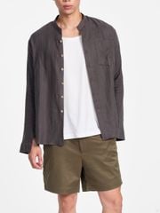 Áo Sơ Mi Nam Nút Gỗ Tay Dài Relax Form Rộng, Cổ Tàu Vuông, Lai Ngang Linen Solene Vải Mềm Mát HISHOO A2T002