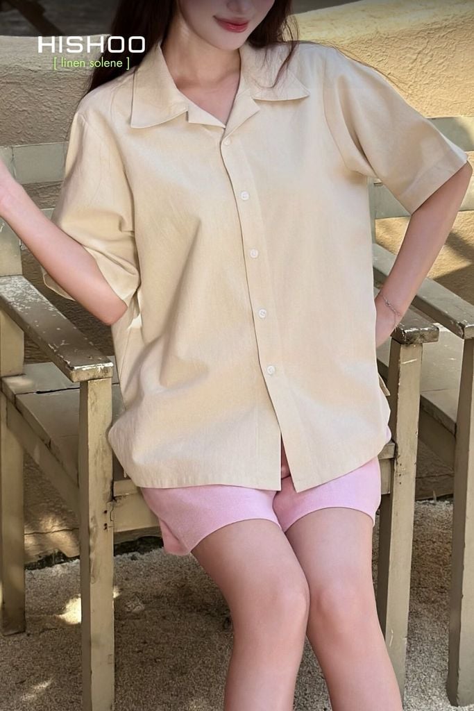 Áo Sơ Mi Kem Nữ Relax Form Rộng, Cổ Bác Sĩ, Lai Ngang Linen Solene Vải Mềm Mát HISHOO A1G004