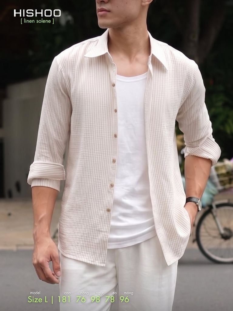 Áo Sơ Mi Trắng Sọc Nâu Nút Gỗ Tay Dài Nam Relax Form Rộng, Cổ Thường, Lai Ngang Linen Solene Vải Mềm Mát HISHOO A2T003
