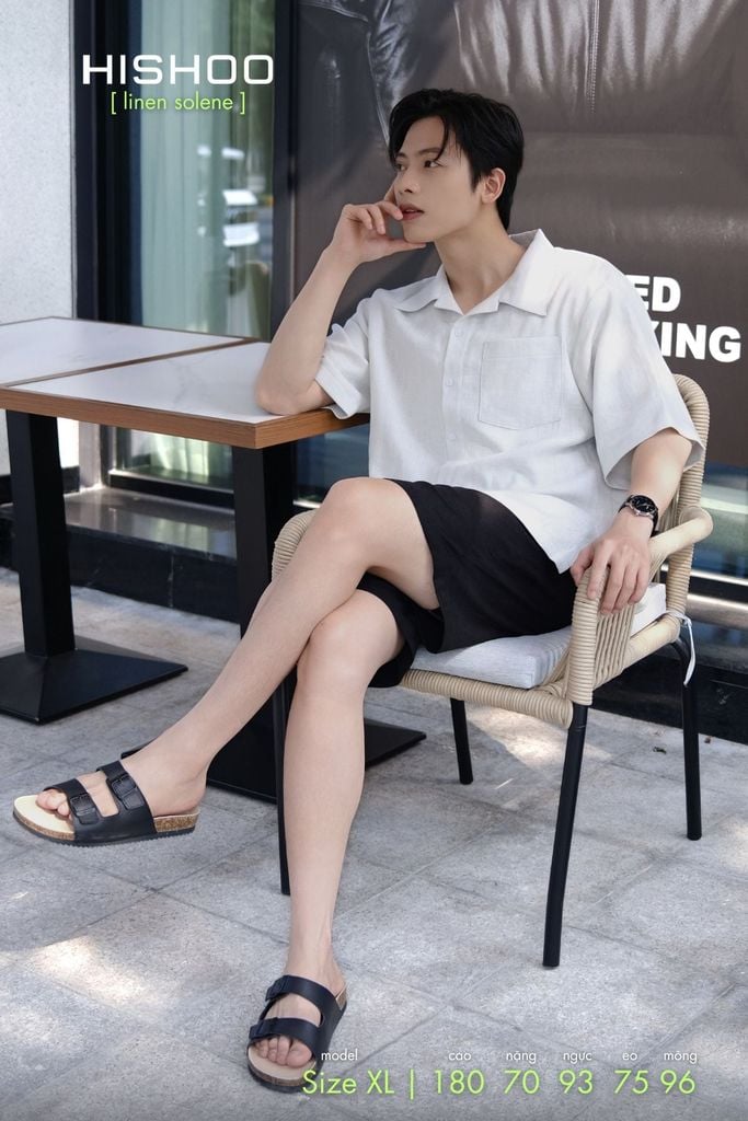 Áo Sơ Mi Nam Relax Form Rộng, Cổ Danton, Lai Ngang Linen Solene Vải Mềm Mát HISHOO A1T004