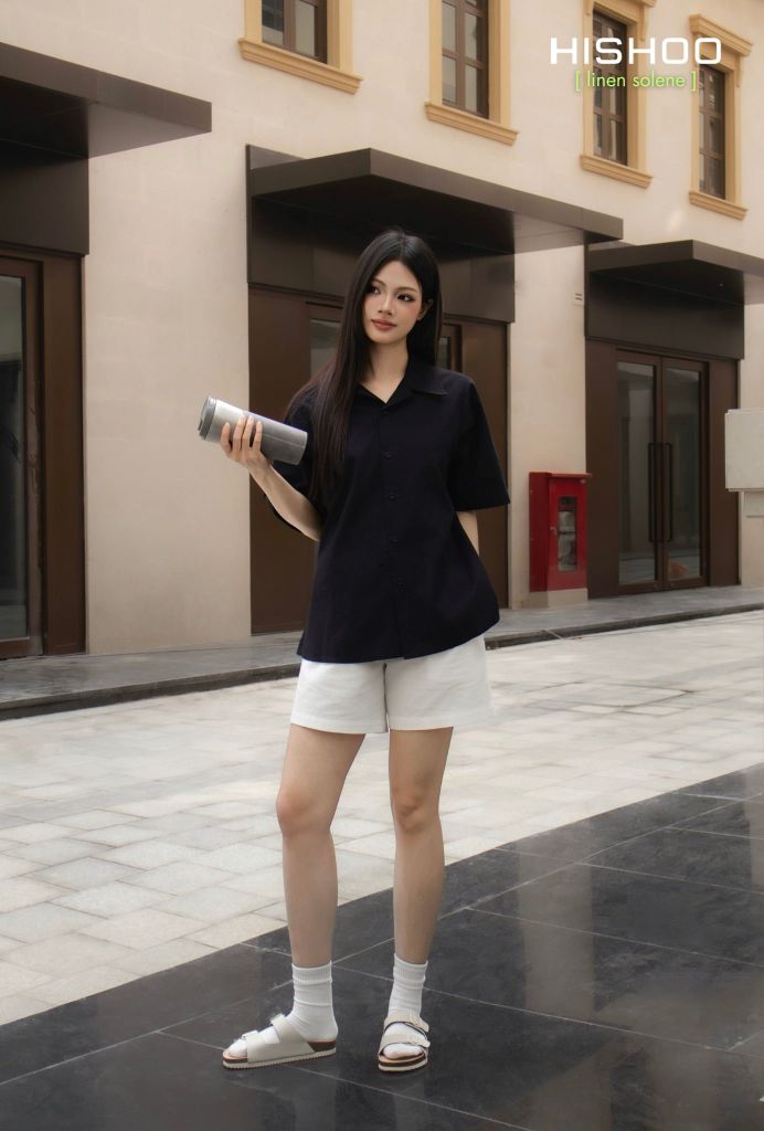 Áo Sơ Mi Nữ Đen Relax Form Rộng, Cổ Danton, Lai Ngang Linen Solene Vải Mềm Mát HISHOO A1G004