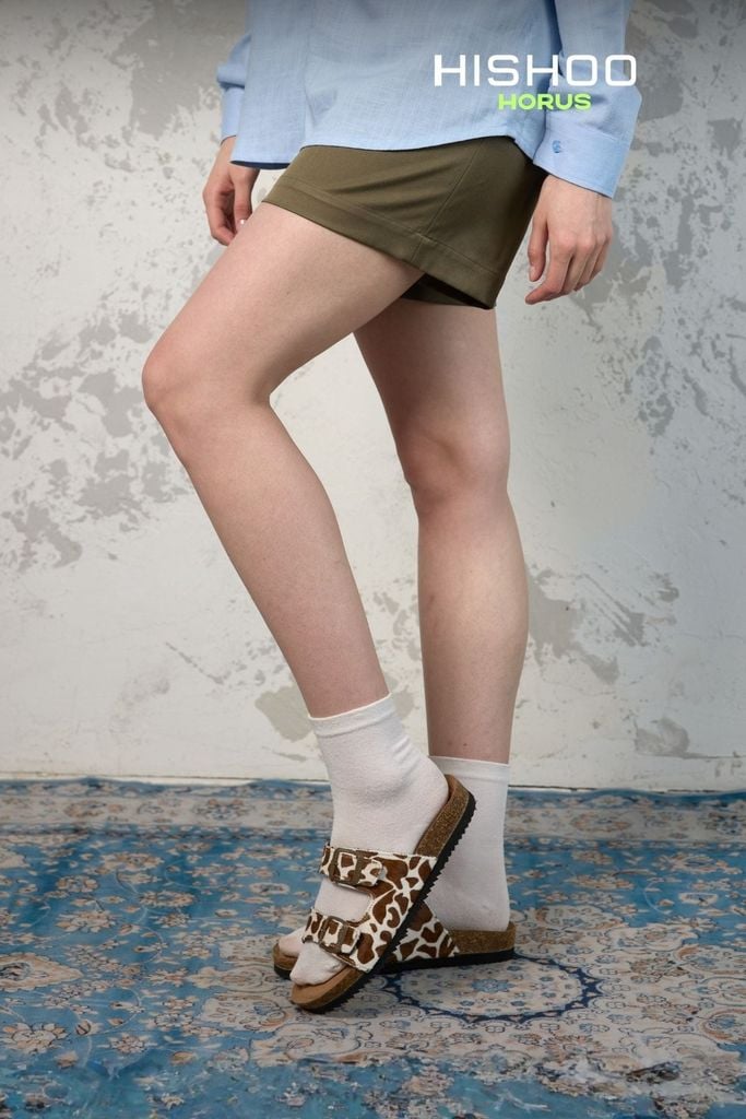 Dép đế trấu 2 khóa quai ngang Bò sữa CowHide HISHOO H093