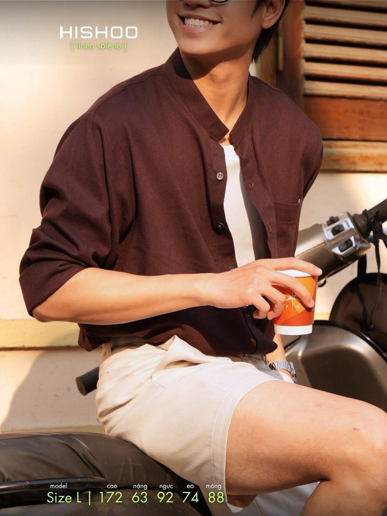 Áo Sơ Mi Nam Nâu Walnut Tay Dài Relax Form Rộng, Cổ Tàu Vuông, Lai Ngang Linen Solene Vải Mềm Mát HISHOO A2T002