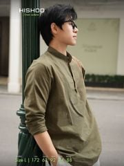 Áo Sơ Mi Nam Rêu Tay Dài Relax Form Rộng, Cổ Polo Tàu Vuông, Xẻ V Linen Solene Vải Mềm Mát HISHOO A3T002