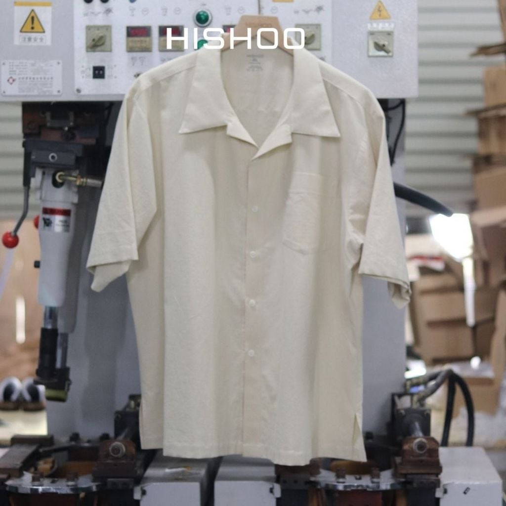 Áo Sơ Mi Nam Kem Relax Form Rộng, Cổ Danton, Lai Ngang Linen Solene Vải Mềm Mát HISHOO A1T004