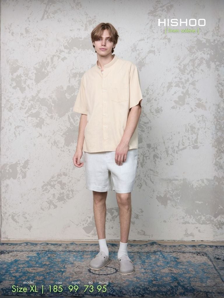 Áo Sơ Mi Nam Kem Relax Form Rộng, Cổ Tàu Vuông, Lai Ngang Linen Solene Vải Mềm Mát HISHOO A1T002