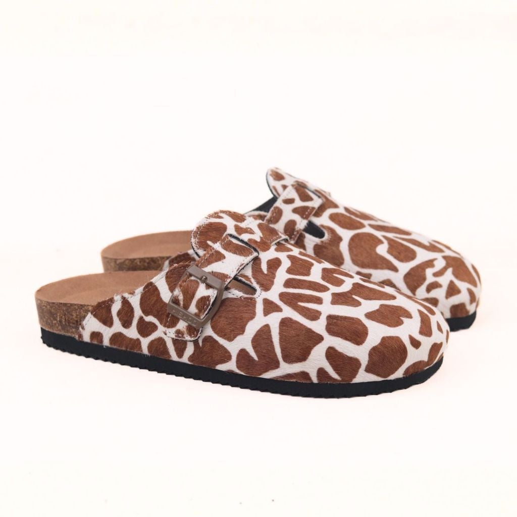 Dép đế trấu sục Boston quai ngang Bò sữa CowHide HISHOO H109